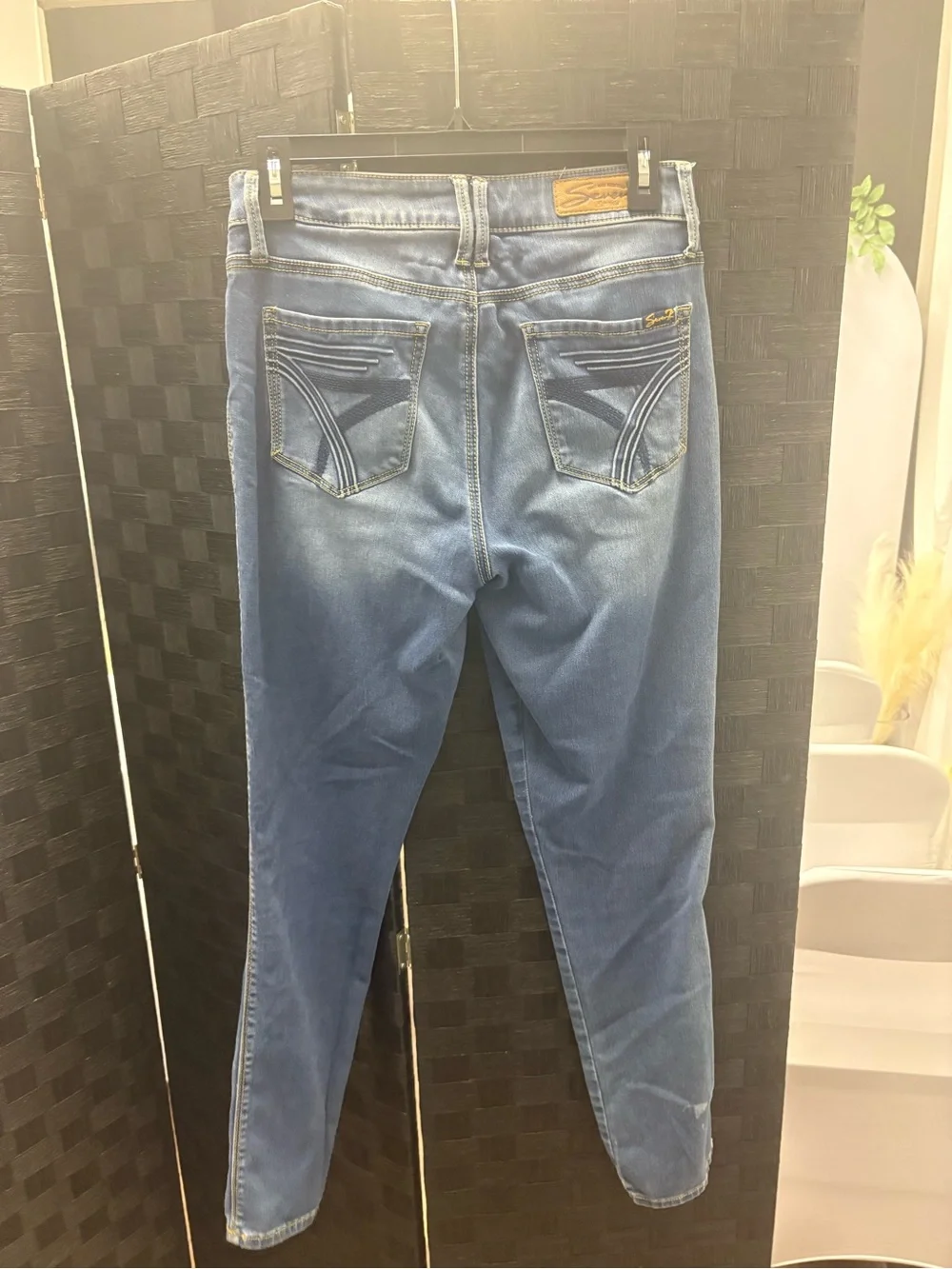 Seven7 High-Rise Women's Straight Leg Jeans in Blue - Picture 3 of 4